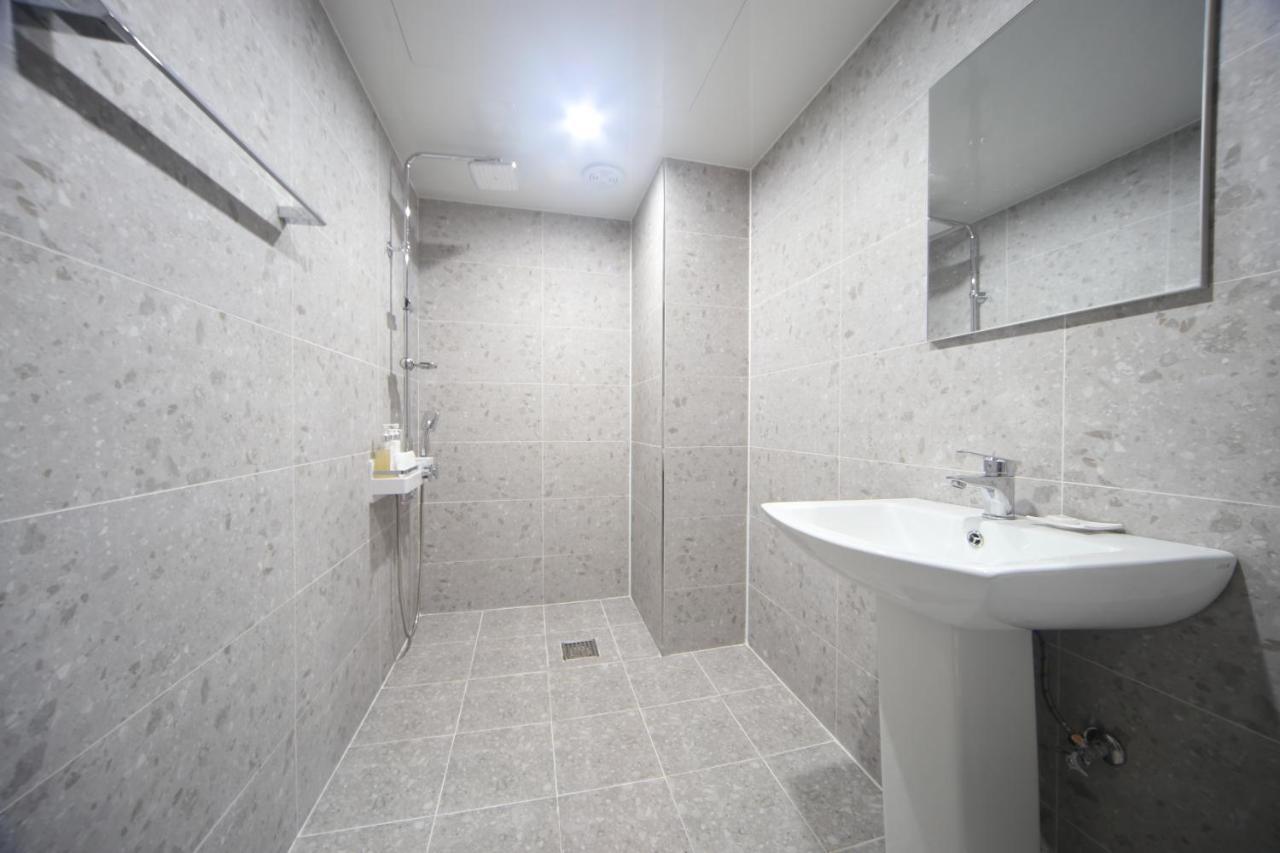 Haru Hotel Phohang Kültér fotó
