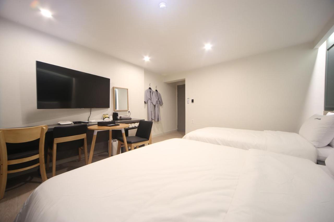 Haru Hotel Phohang Kültér fotó