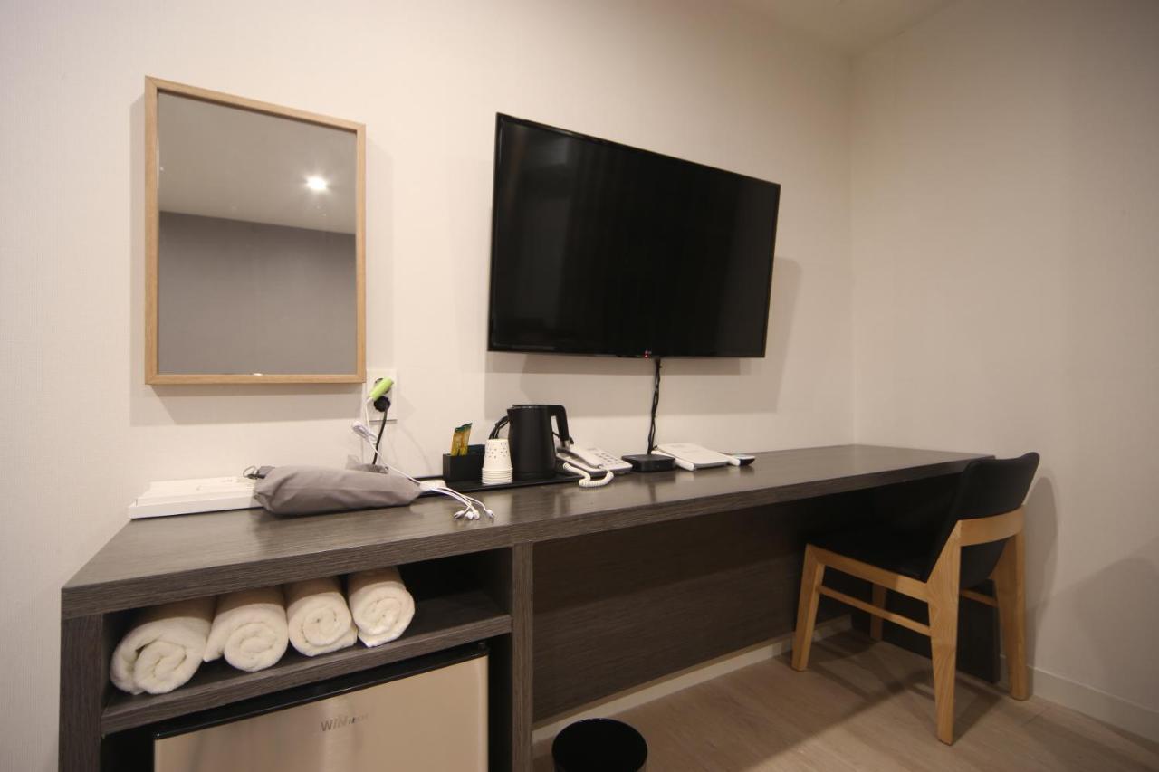 Haru Hotel Phohang Kültér fotó