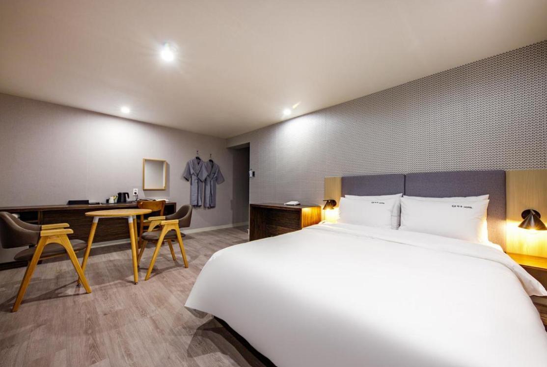 Haru Hotel Phohang Kültér fotó